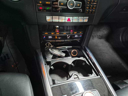 Mercedes-Benz E-Class — photo 18