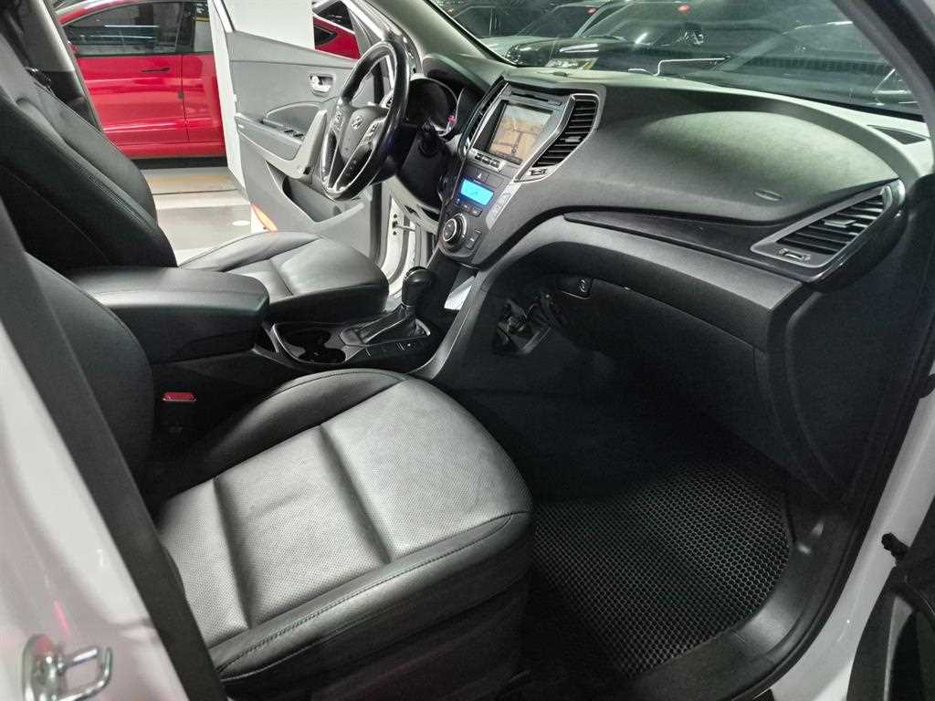 Hyundai Santafe — photo 12