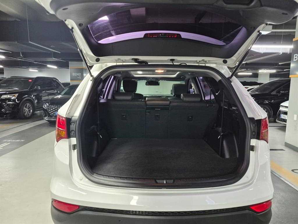 Hyundai Santafe — photo 19