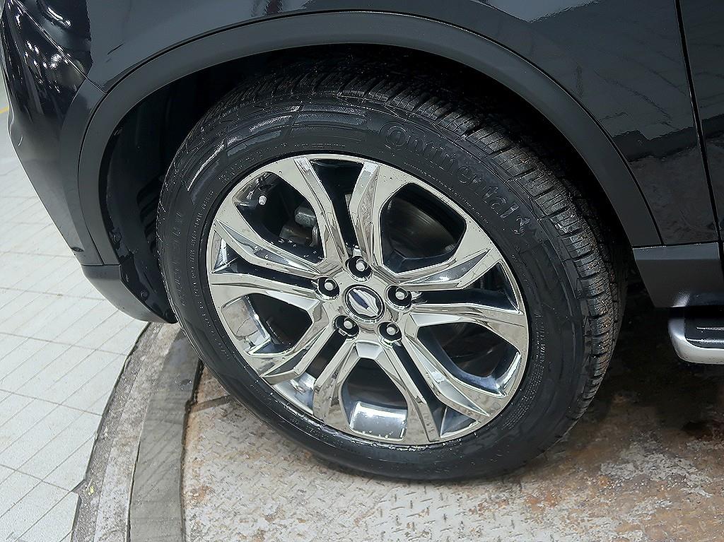 KGM Rexton — photo 08
