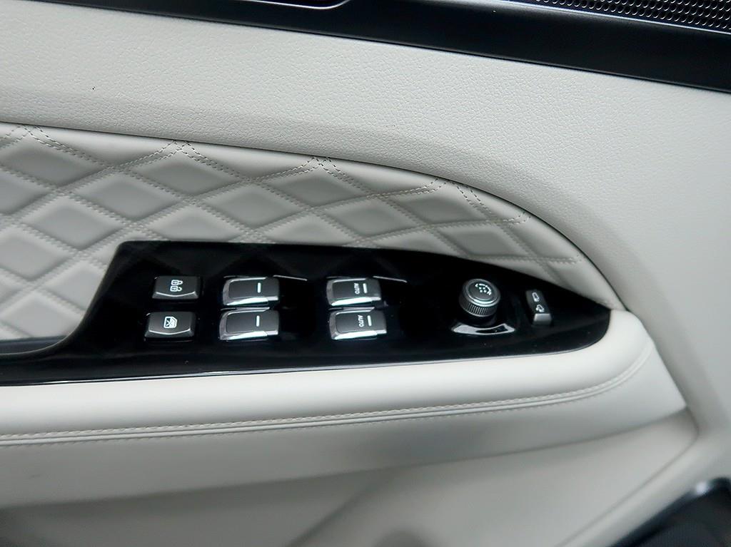 KGM Rexton — photo 13