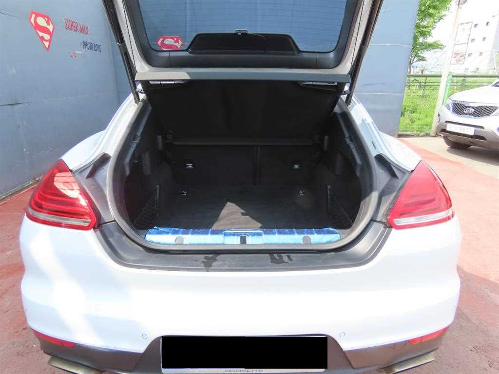 Porsche Panamera — photo 05