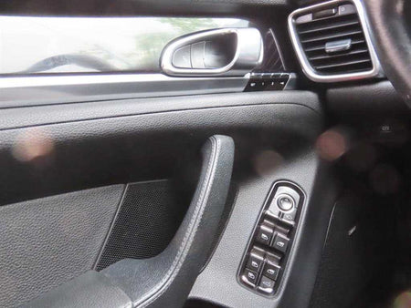 Porsche Panamera — photo 14