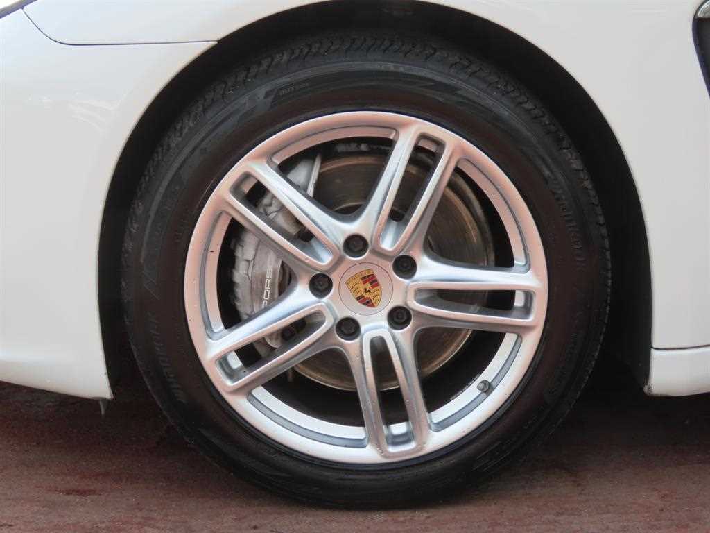 Porsche Panamera — photo 20