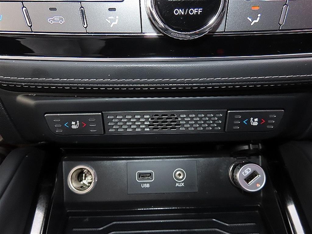 KGM Rexton — photo 13