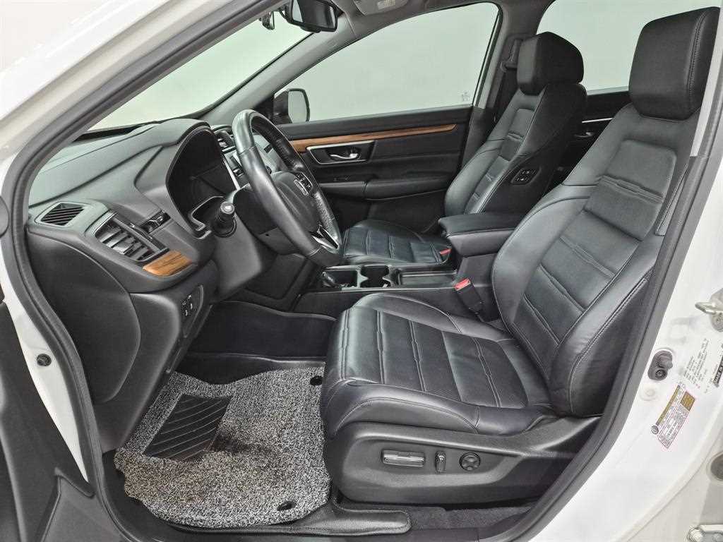 Honda CR-V — photo 11