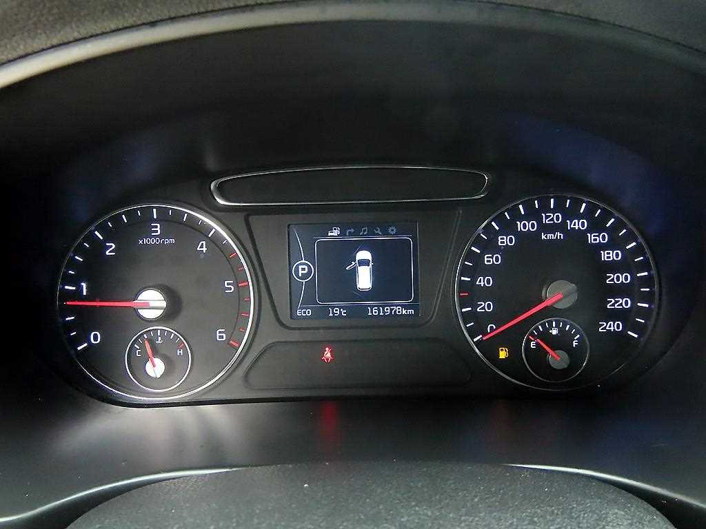 Kia Sorento — photo 09