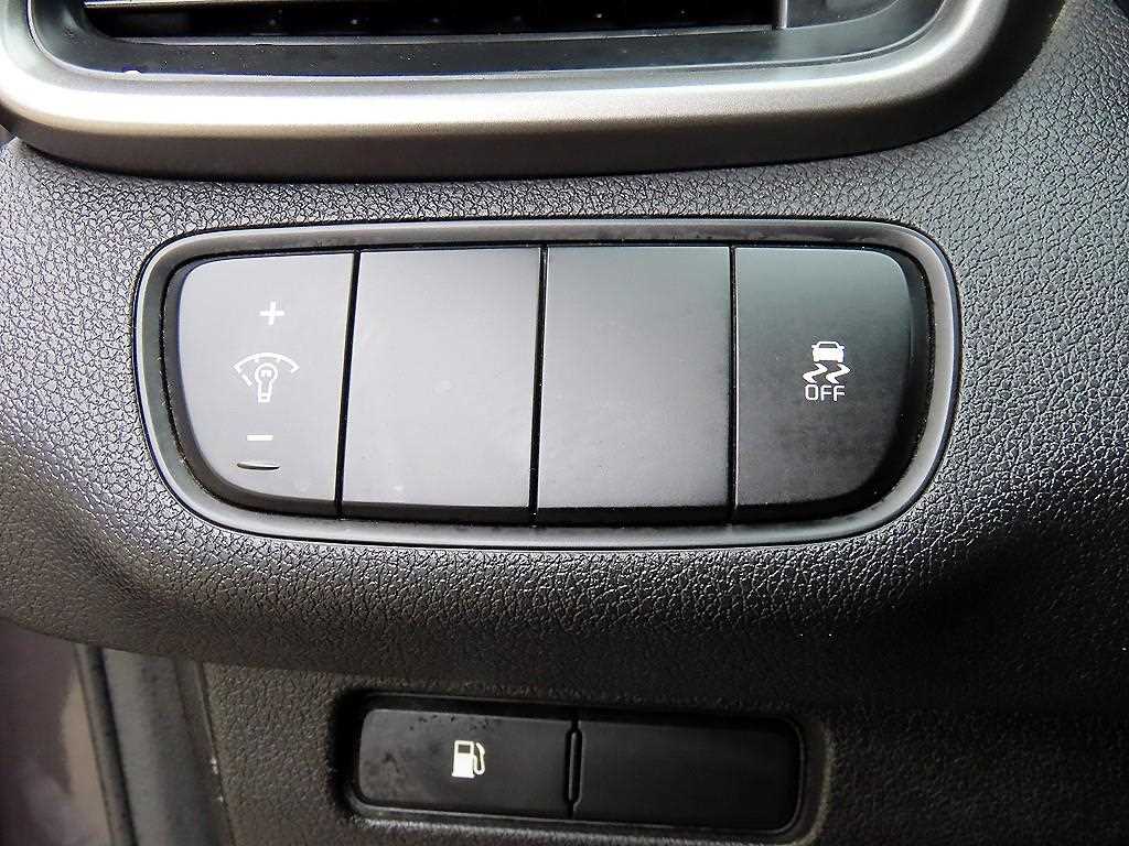 Kia Sorento — photo 12