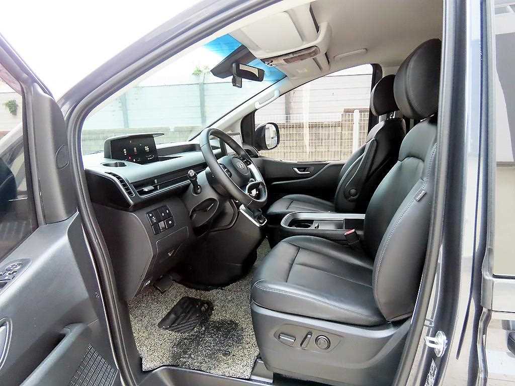 Hyundai Staria — photo 05