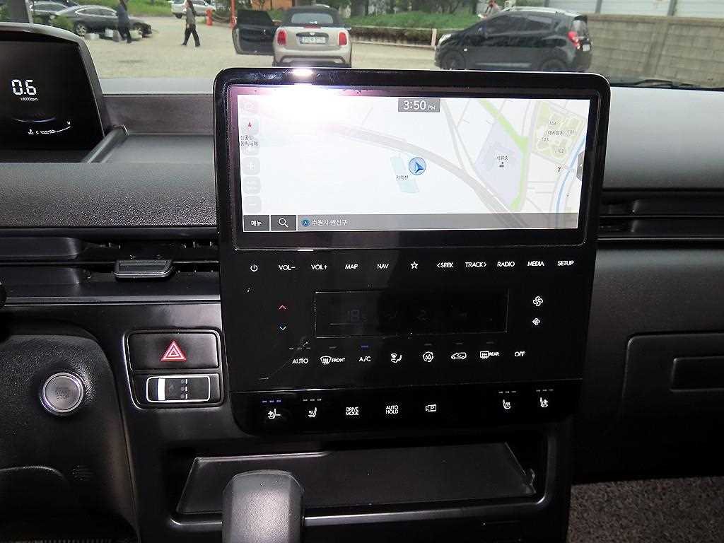 Hyundai Staria — photo 13