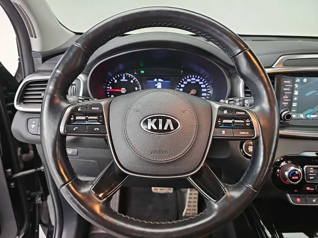 Kia Sorento — photo 09