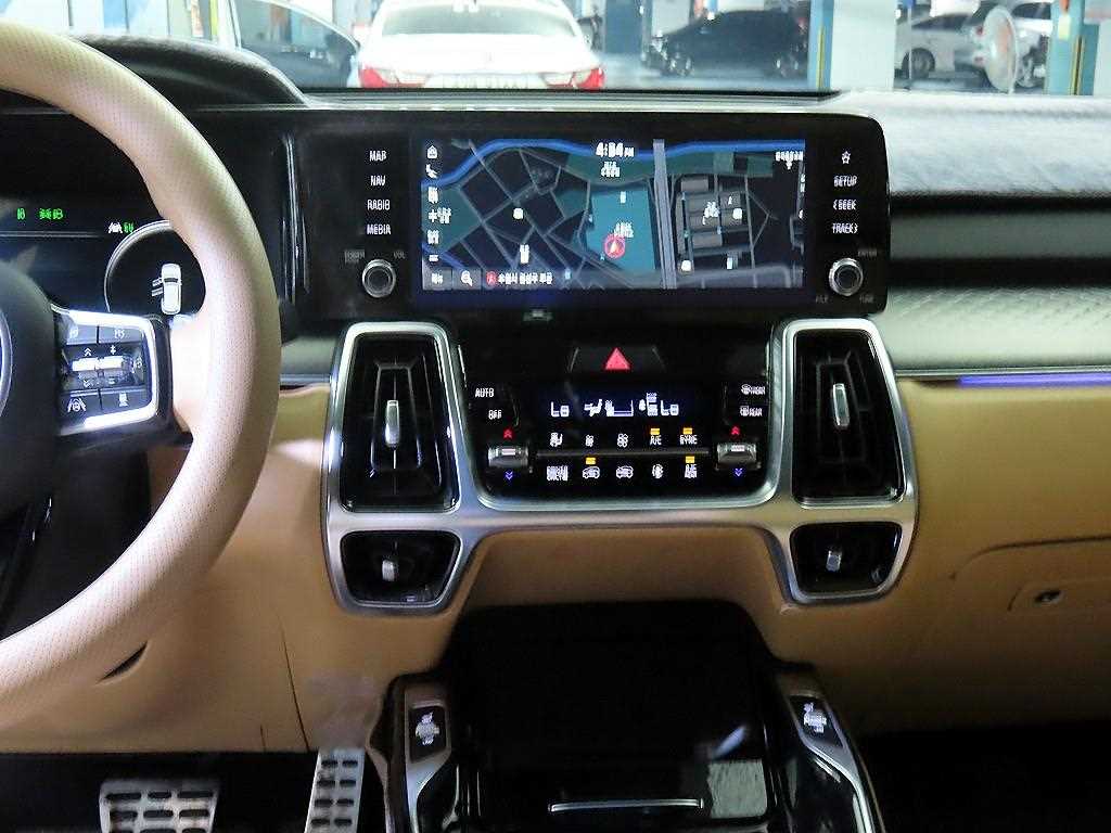 Kia Sorento — photo 11