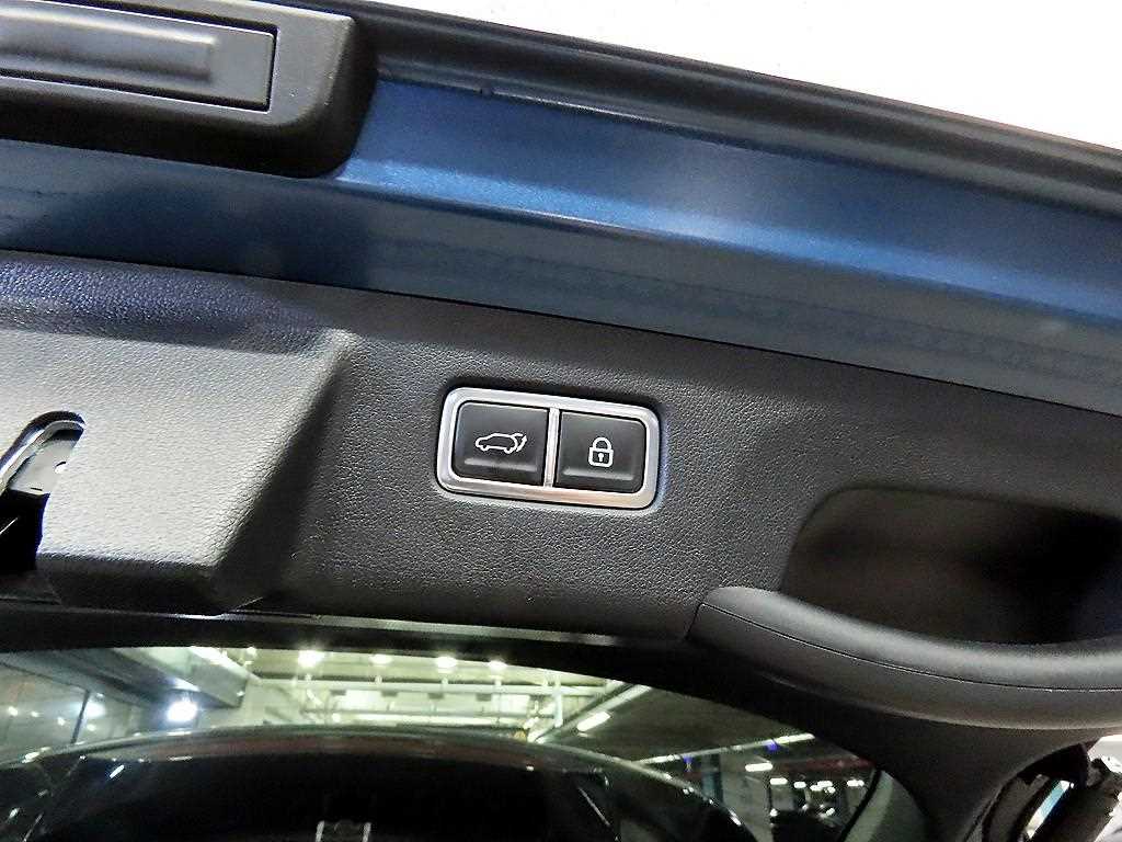 Kia Sorento — photo 15