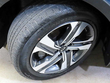 Kia Sorento — photo 20