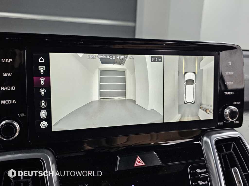 Kia Sorento — photo 15
