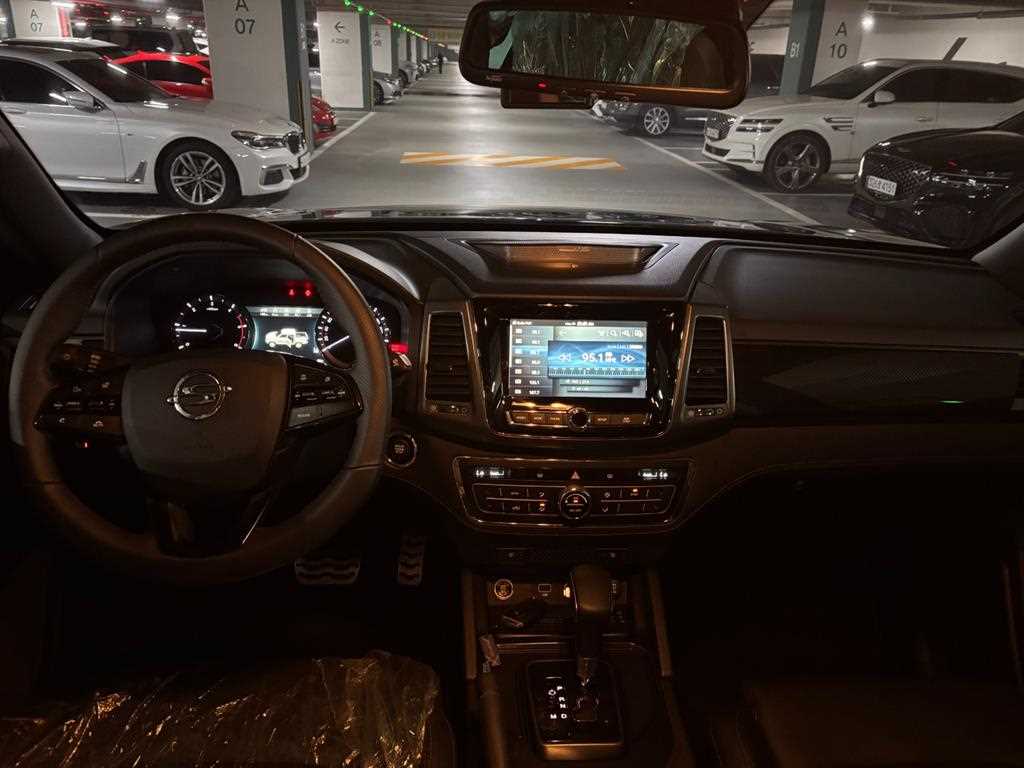 KGM Rexton — photo 15