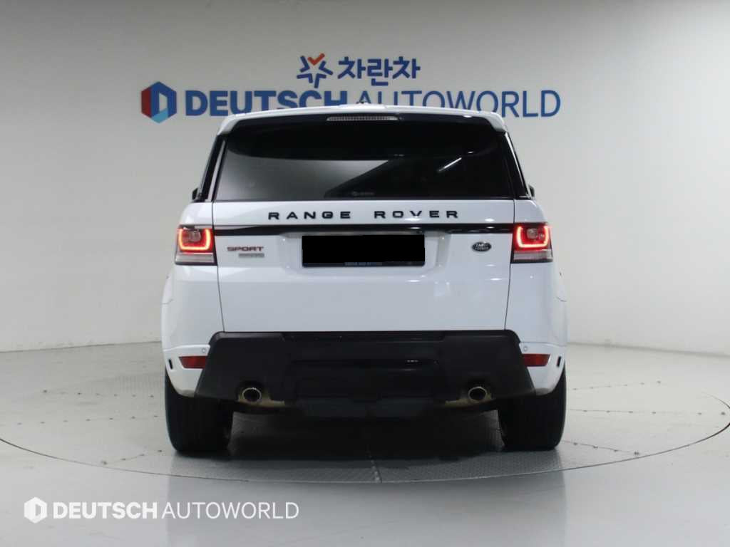 Land Rover Range Rover Sport — photo 04
