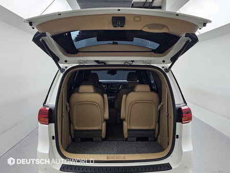 Kia Carnival — photo 19