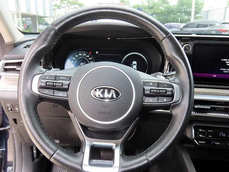 Kia K5 — photo 08