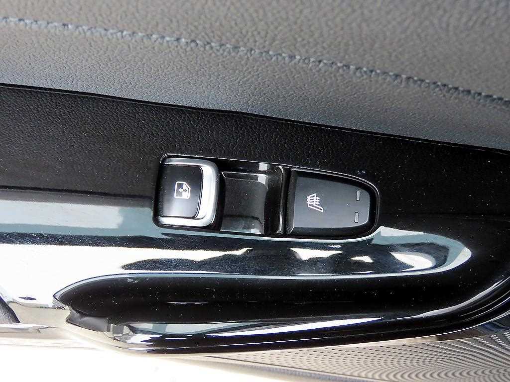 Kia K5 — photo 16
