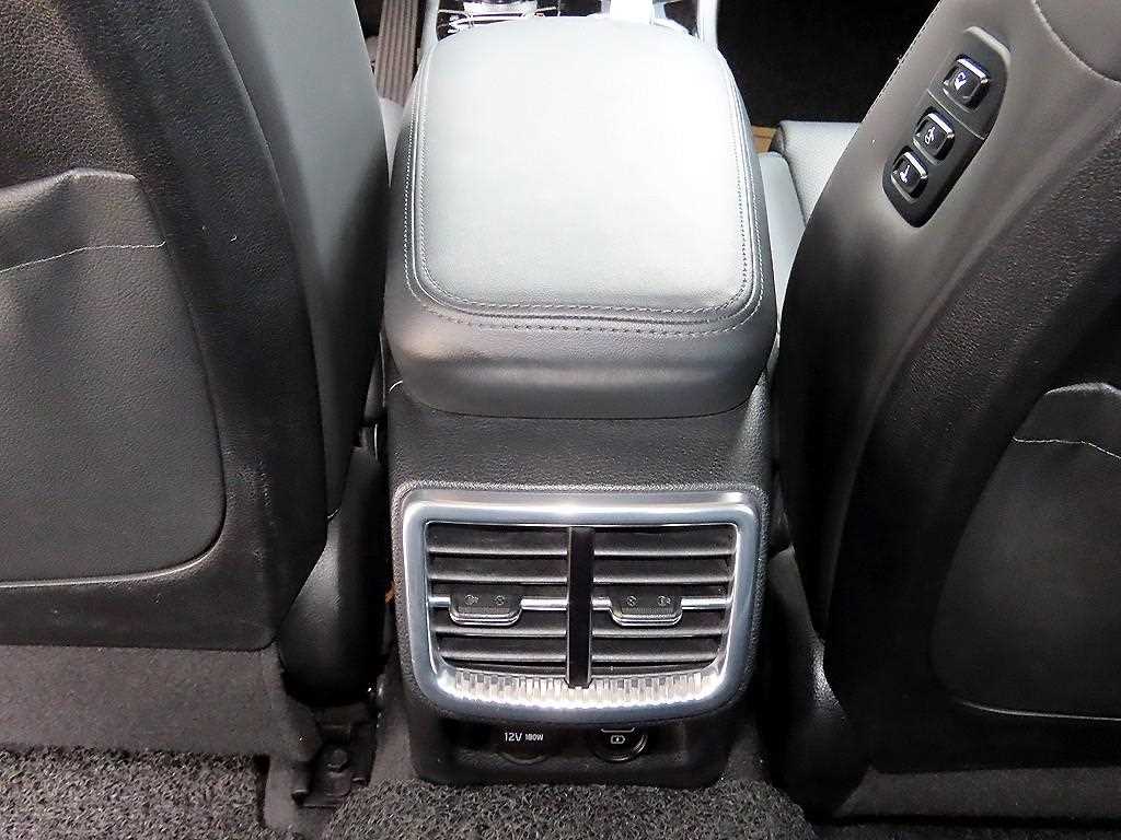Kia K5 — photo 17