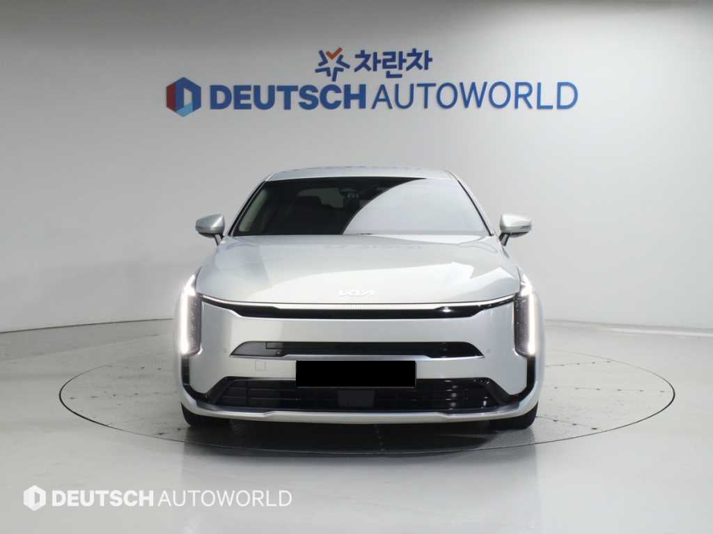 Kia K8 — photo 03