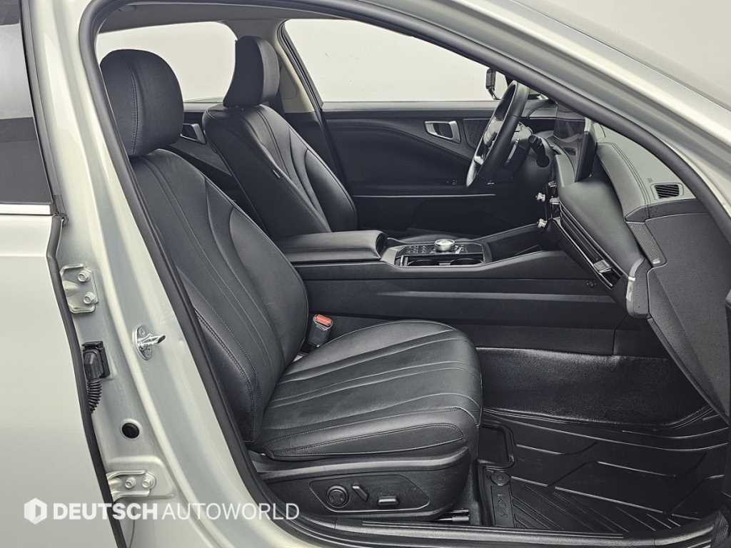 Kia K8 — photo 10