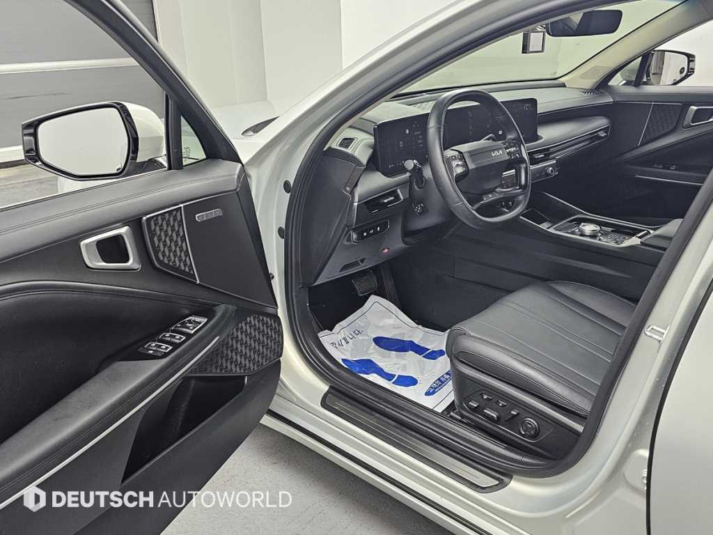 Kia K8 — photo 11