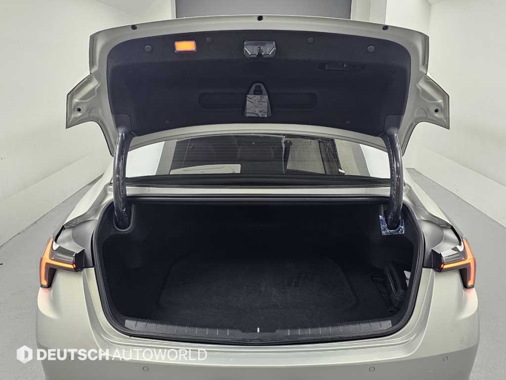 Kia K8 — photo 19