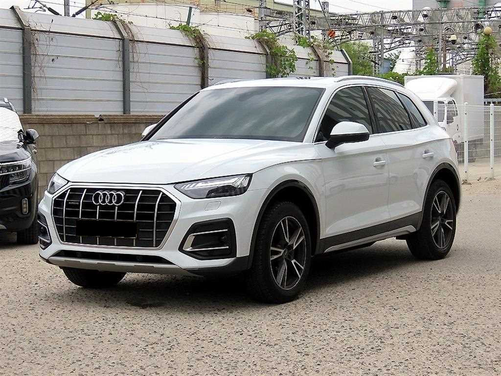 Audi Q5 — photo 02