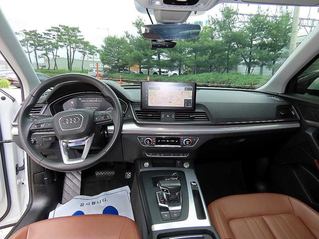 Audi Q5 — photo 07