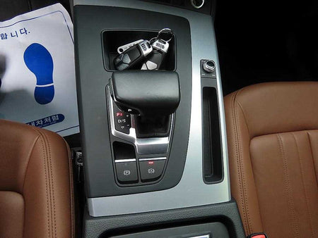 Audi Q5 — photo 10