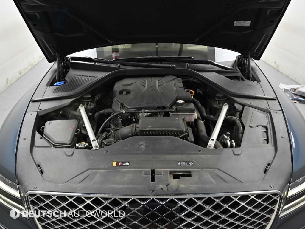 Genesis G80 — photo 07