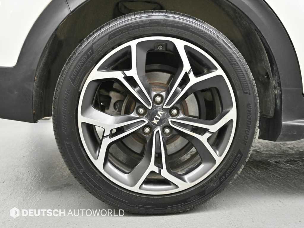 Kia Sportage — photo 05