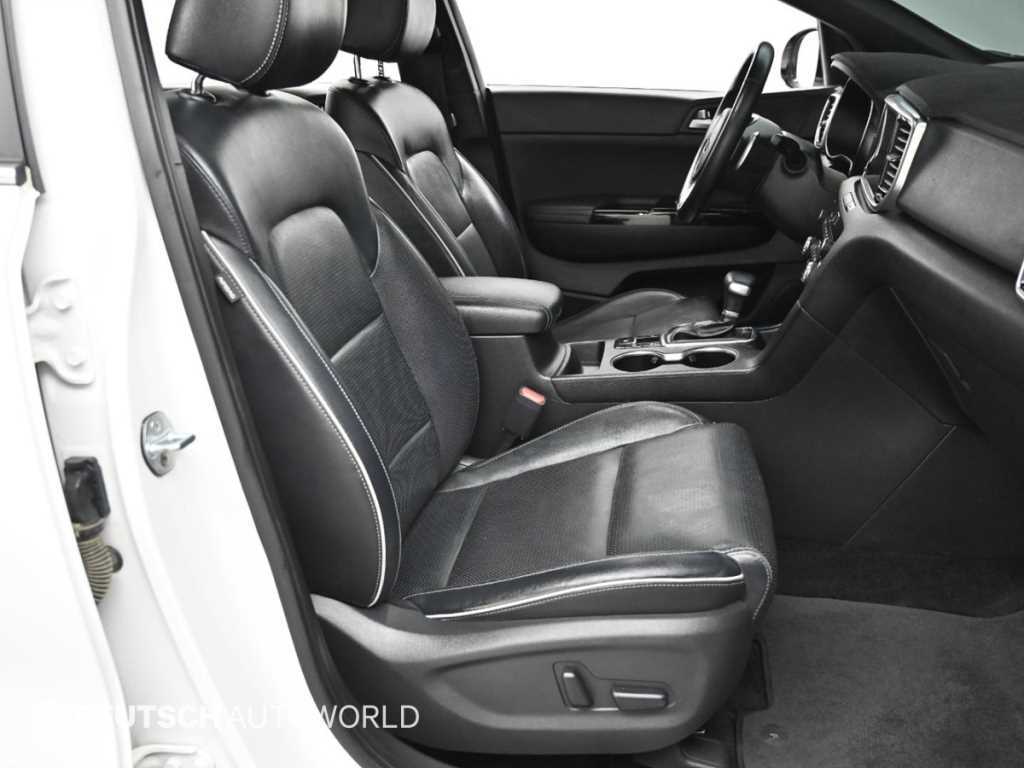 Kia Sportage — photo 10