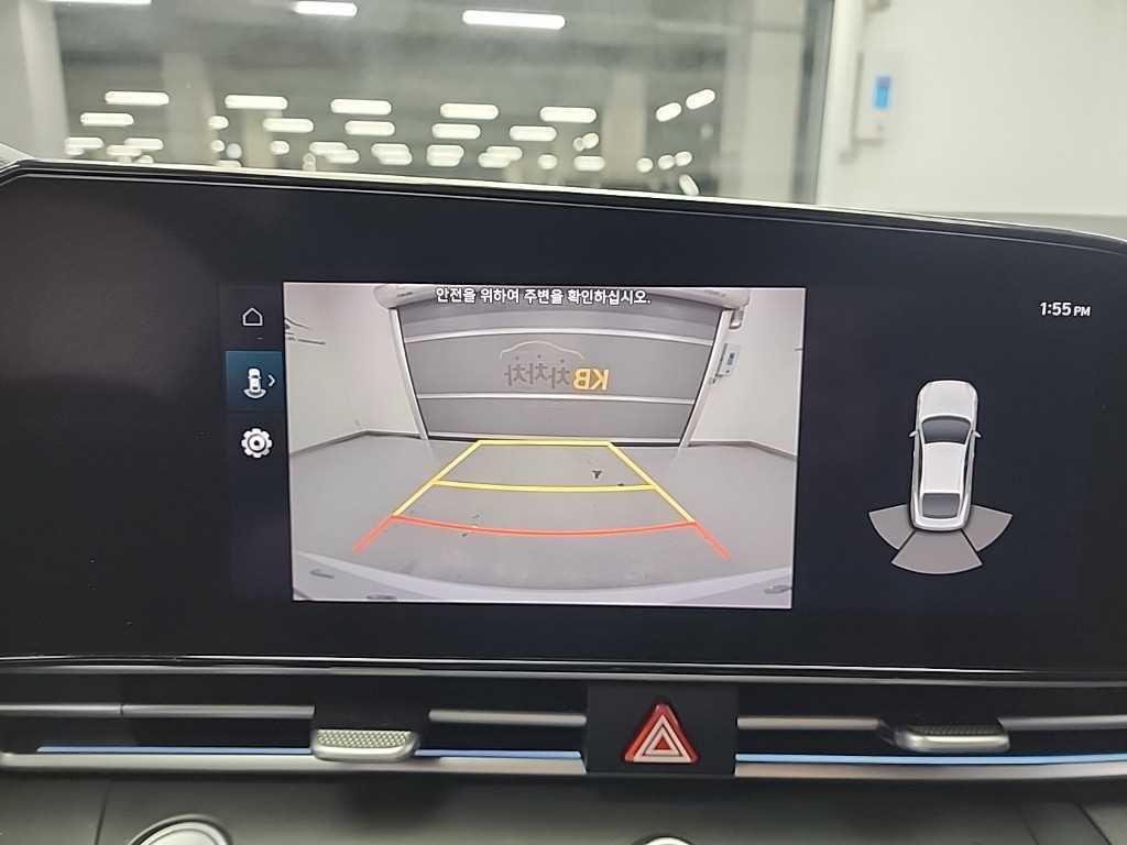 Hyundai Avante — photo 14