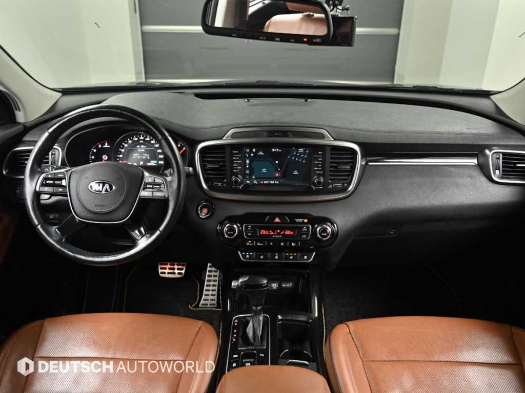 Kia Sorento — photo 07