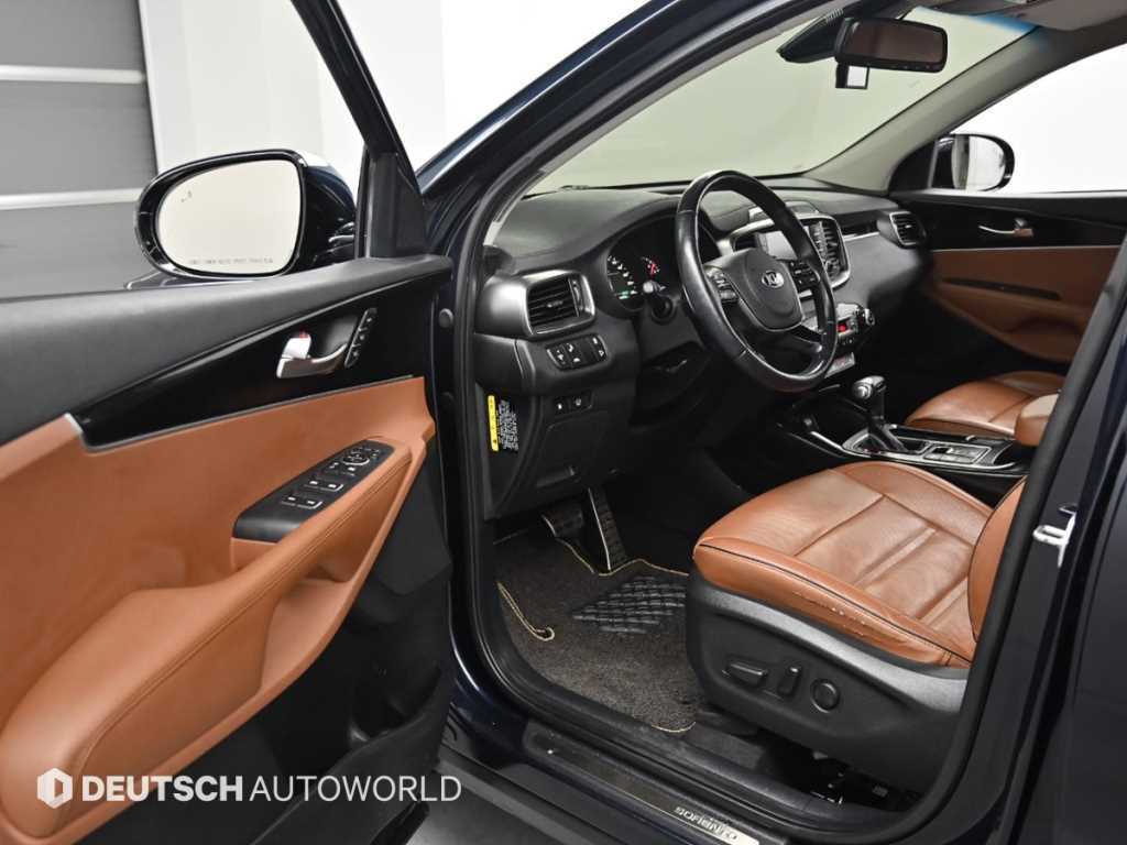 Kia Sorento — photo 08