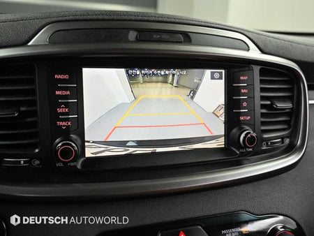 Kia Sorento — photo 14