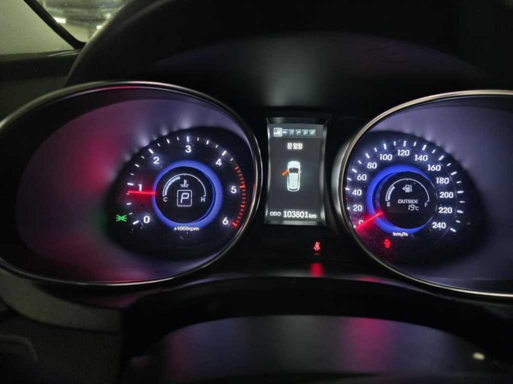 Hyundai Santafe — photo 08