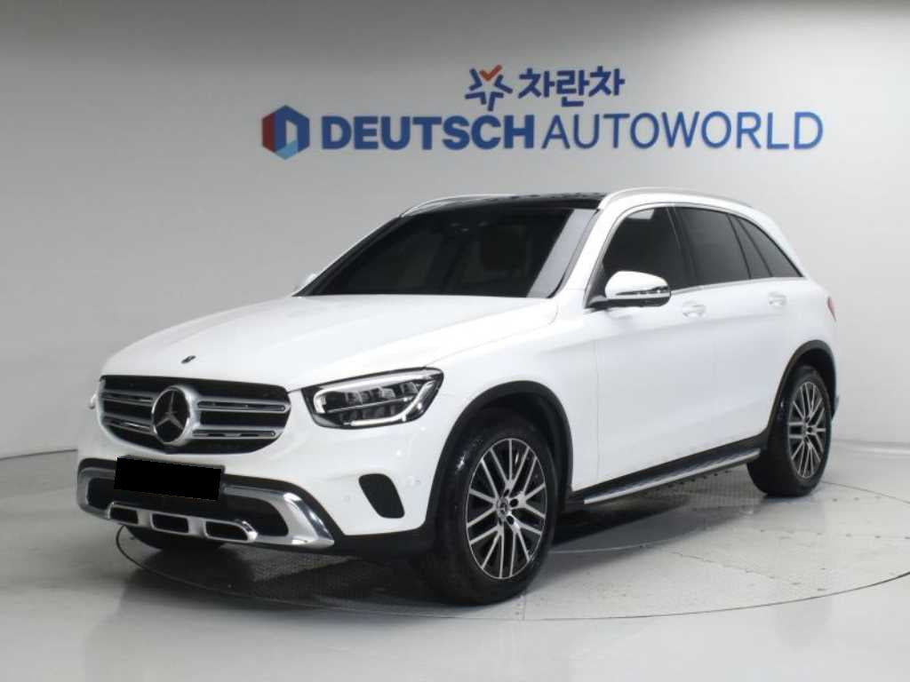 Mercedes-Benz GLC-Class — photo 01