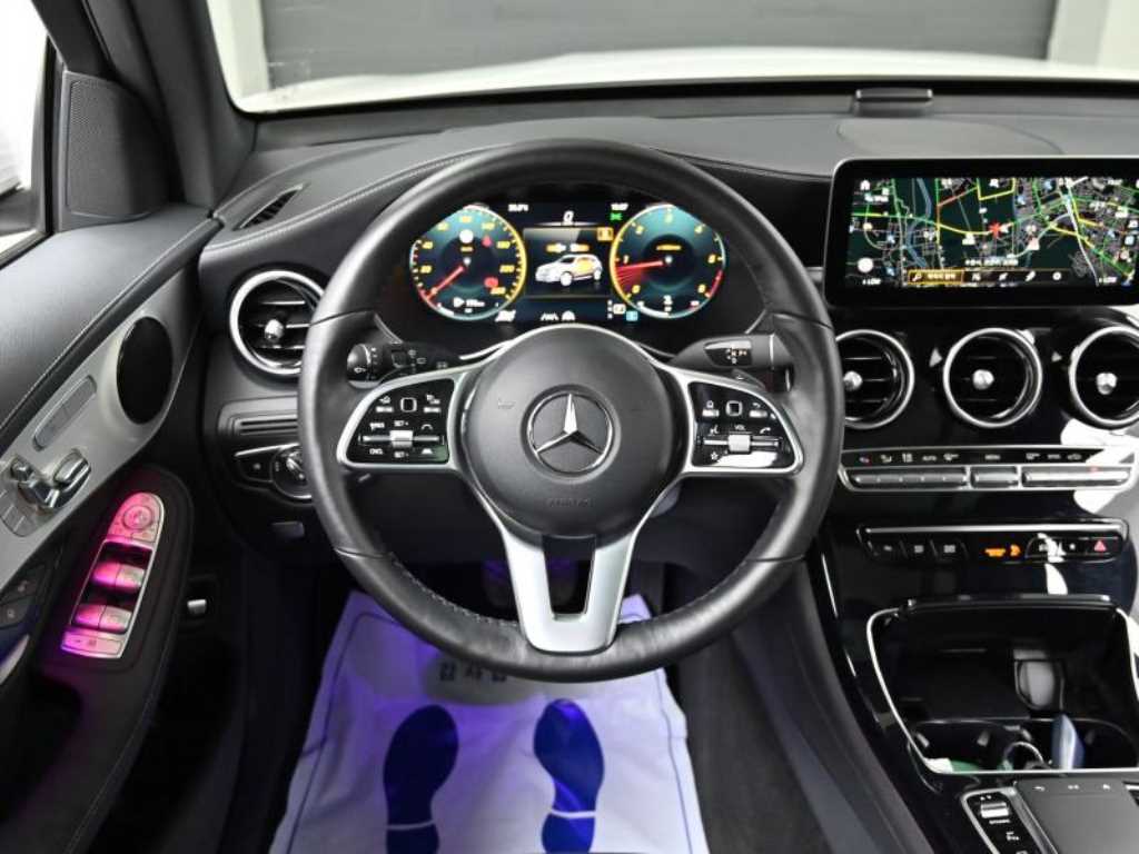 Mercedes-Benz GLC-Class — photo 13
