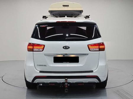 Kia Carnival — photo 03