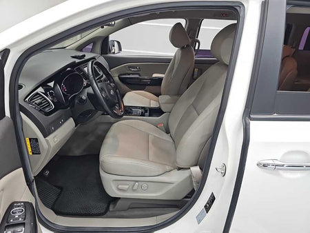 Kia Carnival — photo 11