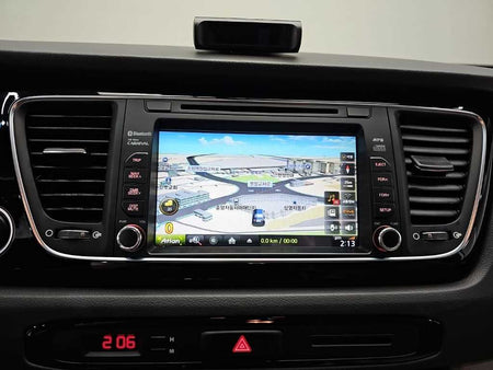 Kia Carnival — photo 17