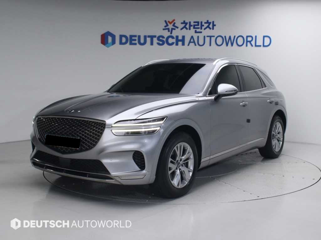Genesis GV70 — photo 01