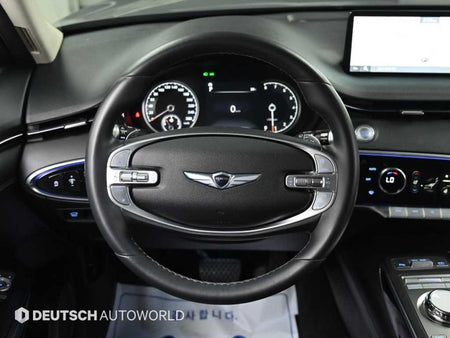 Genesis GV70 — photo 13
