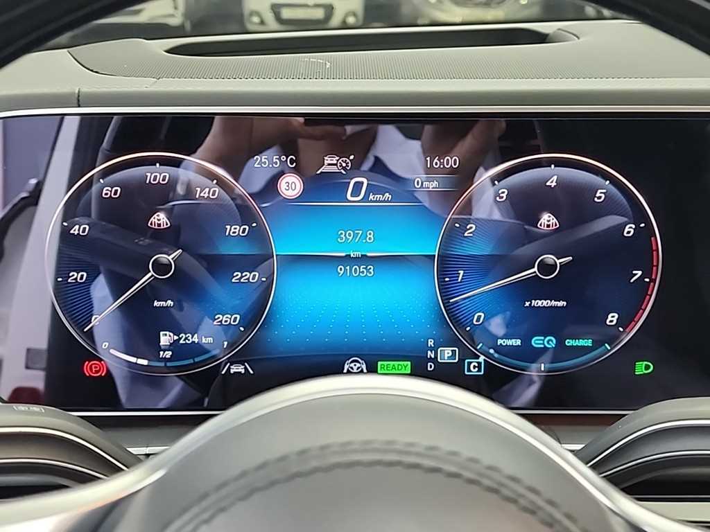 Mercedes-Benz GLS-Class — photo 06