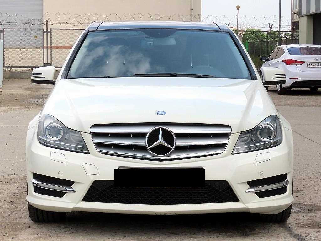 Mercedes-Benz C-Class — photo 01