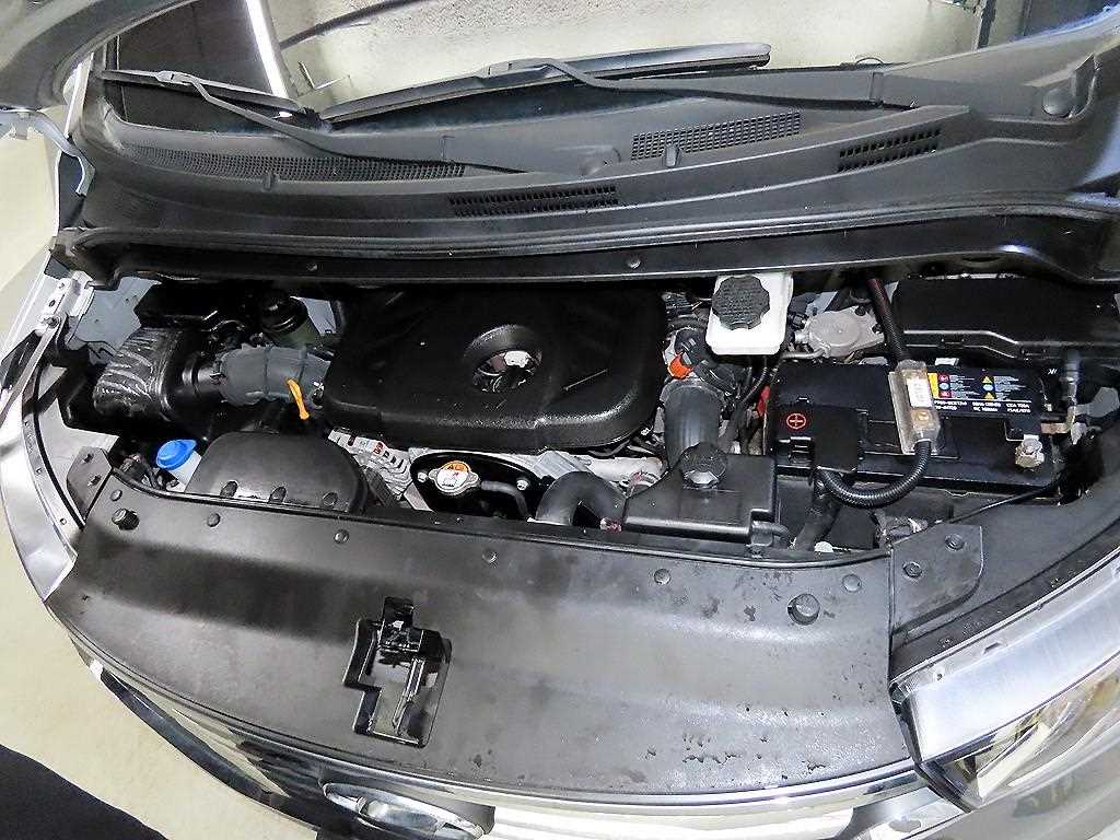 Hyundai Starex — photo 19
